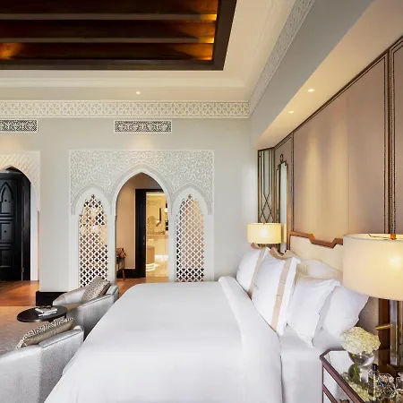 Jumeirah Mina Al Salam Dubai Exterior photo A bedroom at the hotel