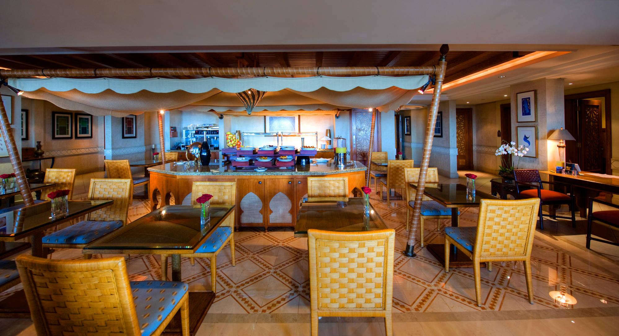 Resort Jumeirah Mina Al Salam 5*