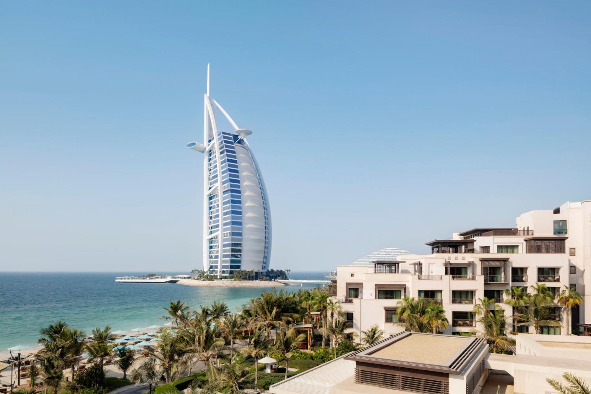 جميرا ميناء السلام منتجع 5*